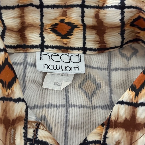 Redd New York Women's Geometric Button Down Shirt - Picture 6 of 7